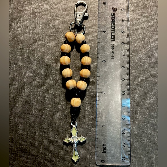 Keychain Rosary - Picture 6 of 6